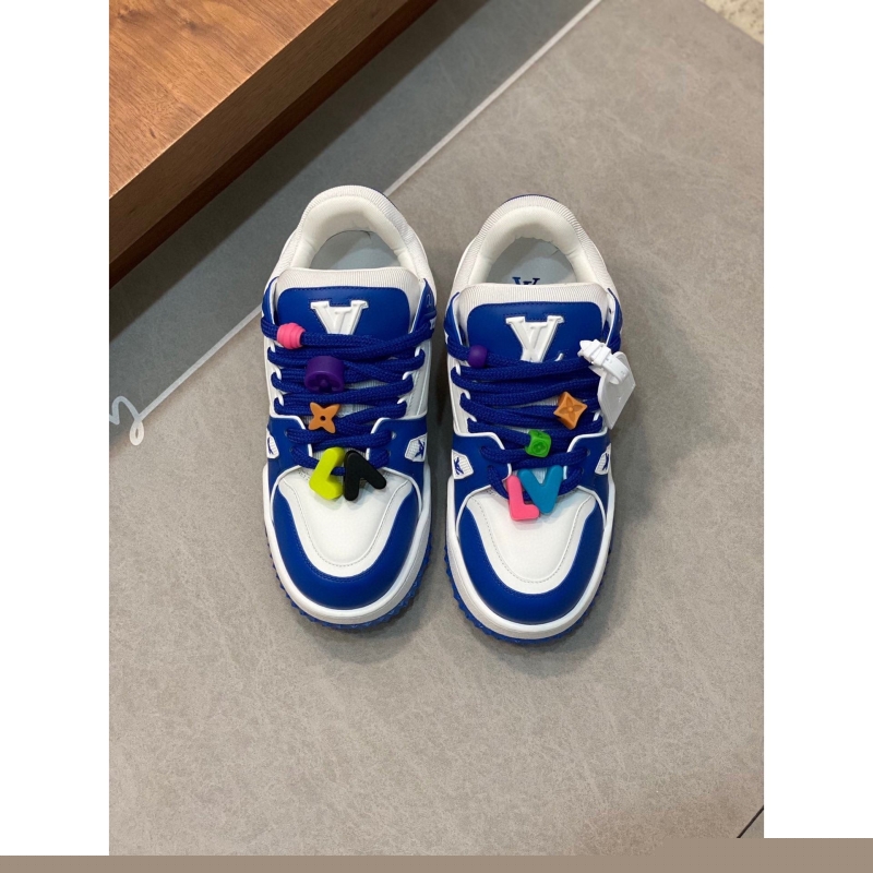 l**is V*t*n sneakers